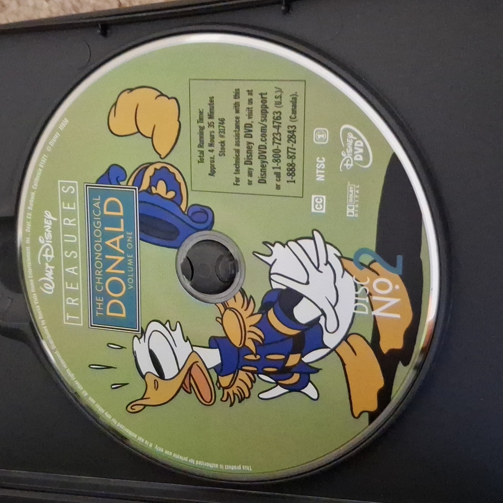 Disney Treasures Collection - Picture 4 of 9